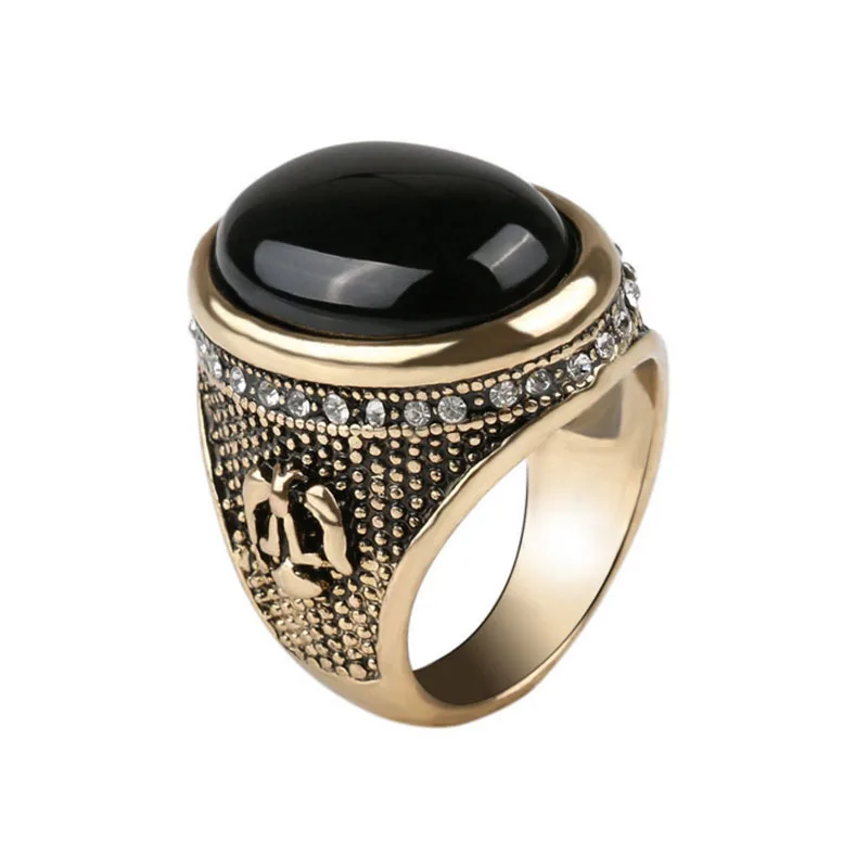 

2018 New Retro Domineering Zircon Novelty Carved Men's Rings Wholesale