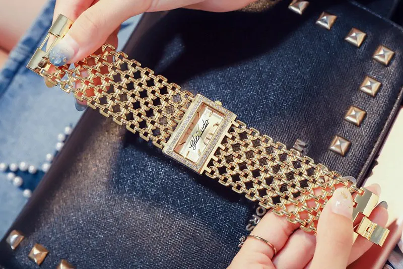 Модные повседневные женские часы новые известные Брендовые Стальные кварцевые