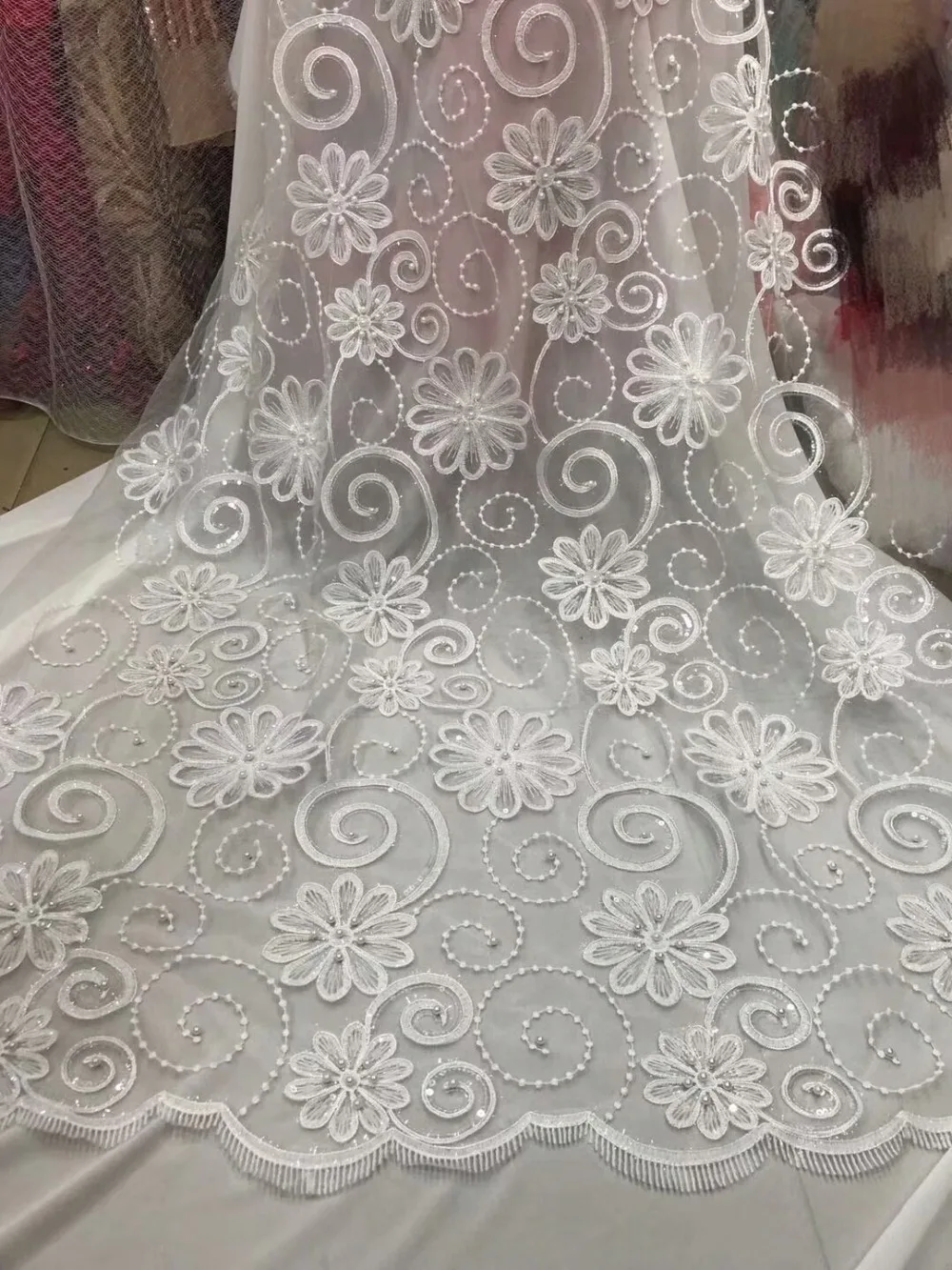Beautiful Design 3D Lace Embroidered 2018 Gorgeous Fabric African French Bridal Dress | Дом и сад