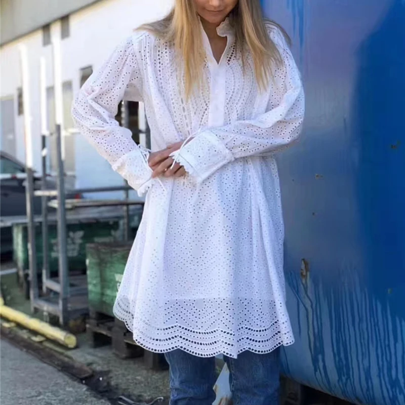 TWOTWINSTYLE Summer Embroidery Women's Dress Stand Collar Long Sleeve Hollow Out Solid Mini Dresses Female 2020 Fashion New | Женская