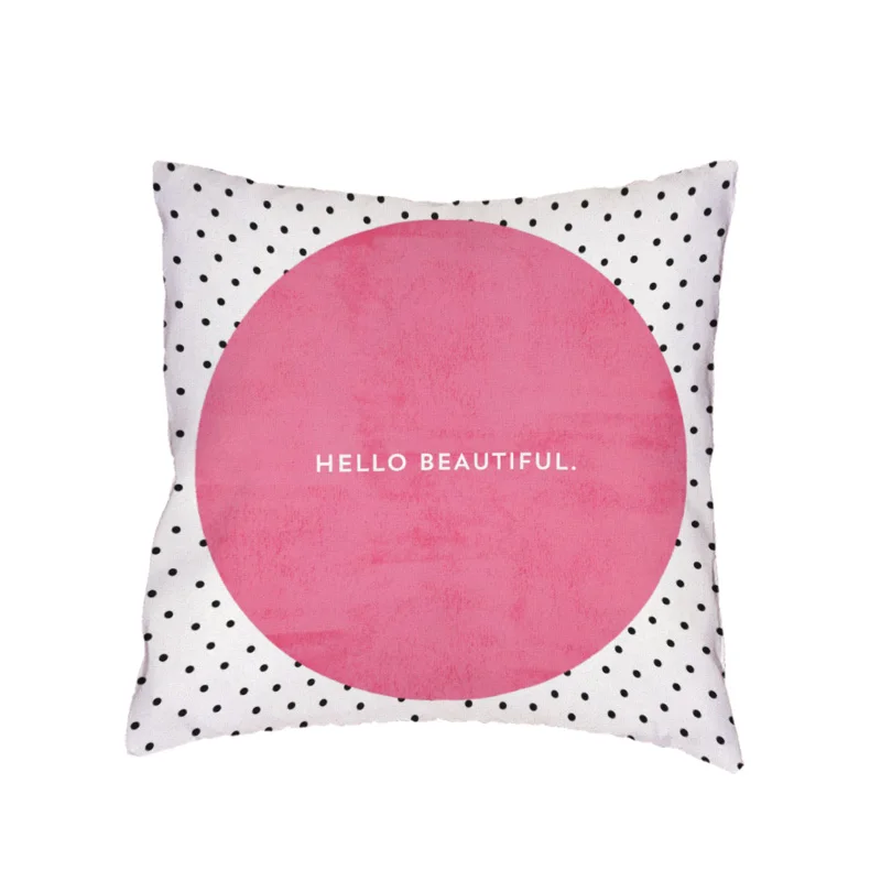 Минималистичная белая наволочка для подушки черно с волнистыми сердцами