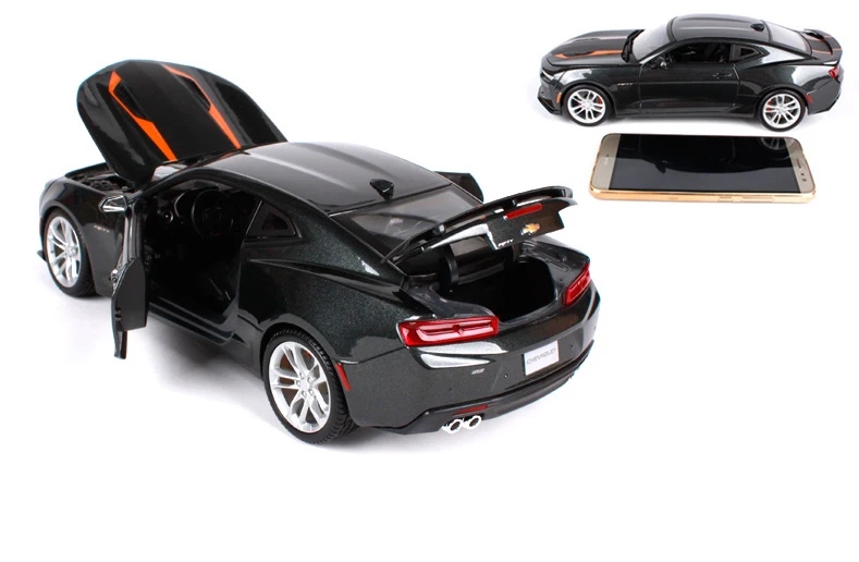 Новинка Maisto 1:18 Chvrolet Camaro FIFTY 50 anniversary Edition спортивный автомобиль литая под давлением модель автомобиля игрушка Новинка в коробке