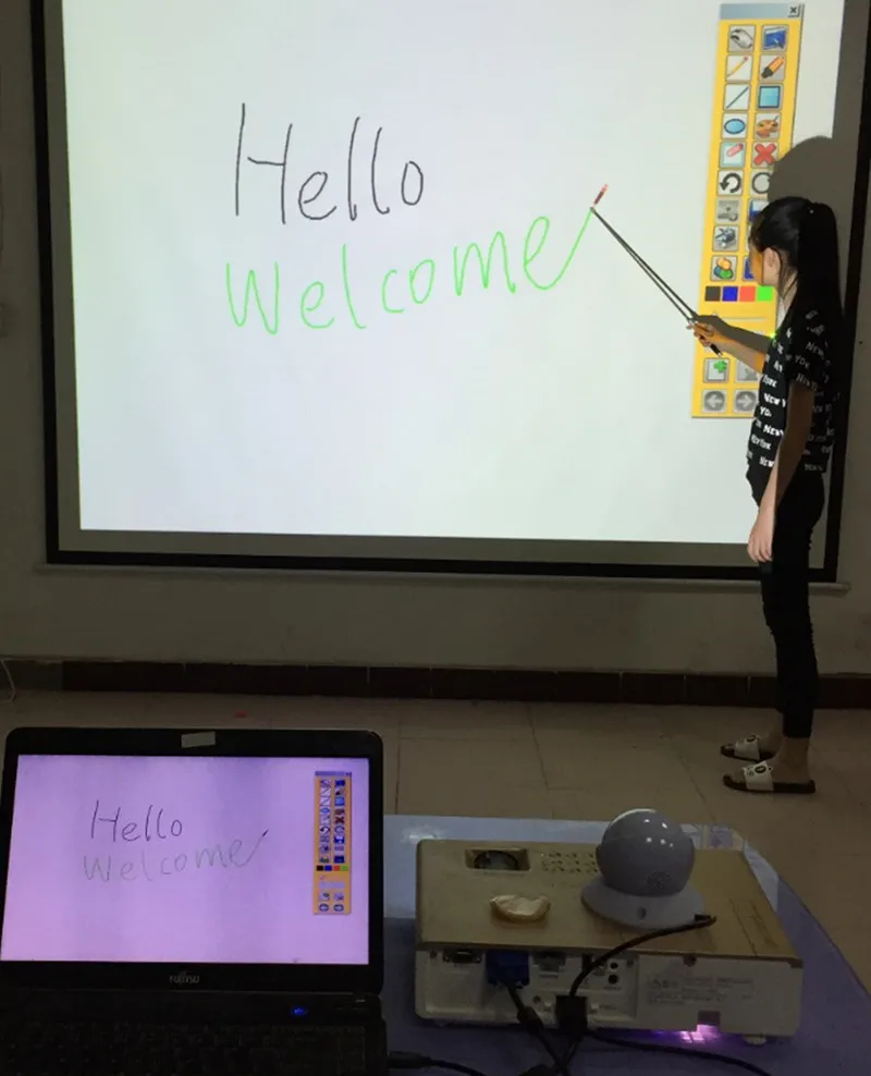 Школьная портативная белая инфракрасная интерактивная доска с двумя ручками для