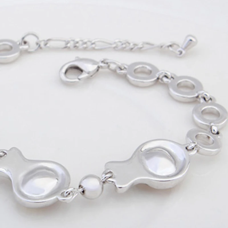 2017 New Fashion Crystal from Swarovski Bracelet Lovely Fish Shape Bradawl Luxury Bangles Women Romantic Jewelry Wholesal | Украшения и