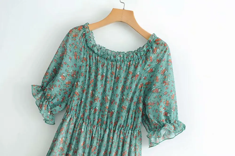 украшение длинное летнее женское платье с вырезом лодочкой цветным принтом