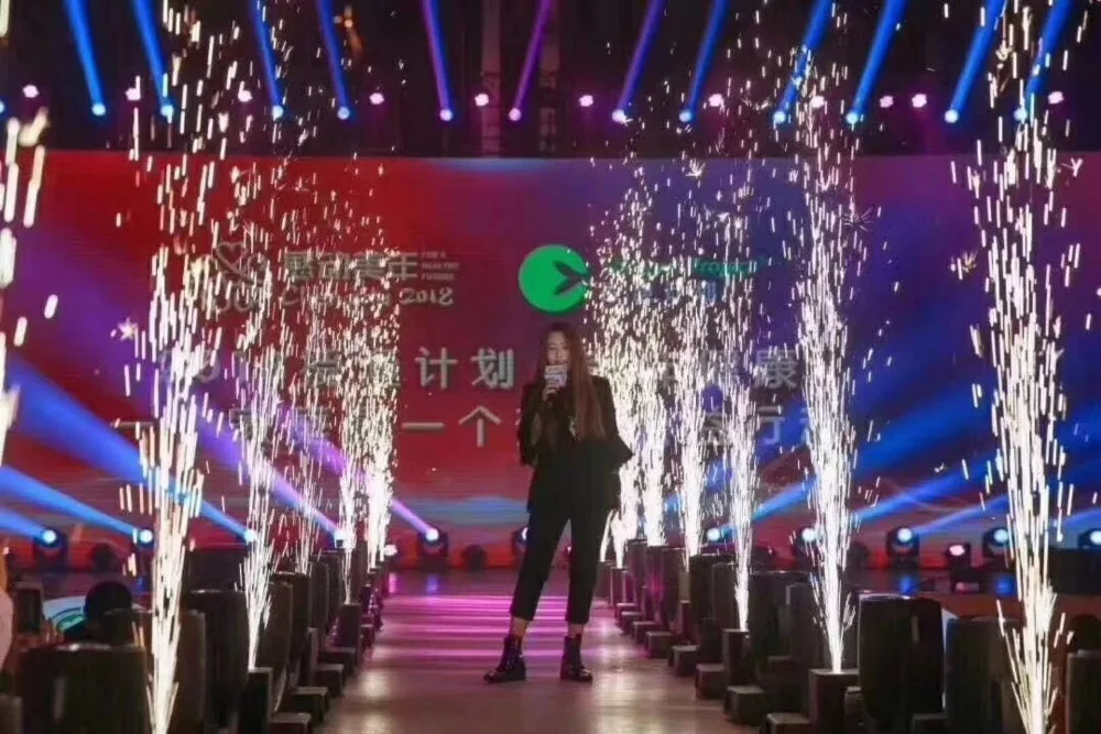 Бесплатная доставка холодная искра машина Ti порошок Свадебный фонтан