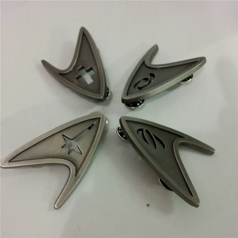 

Star Badge Pin Medical Cross Insignia Badge Starfleet Command Division Engineering Badge Brooches Pin Prop Set 4