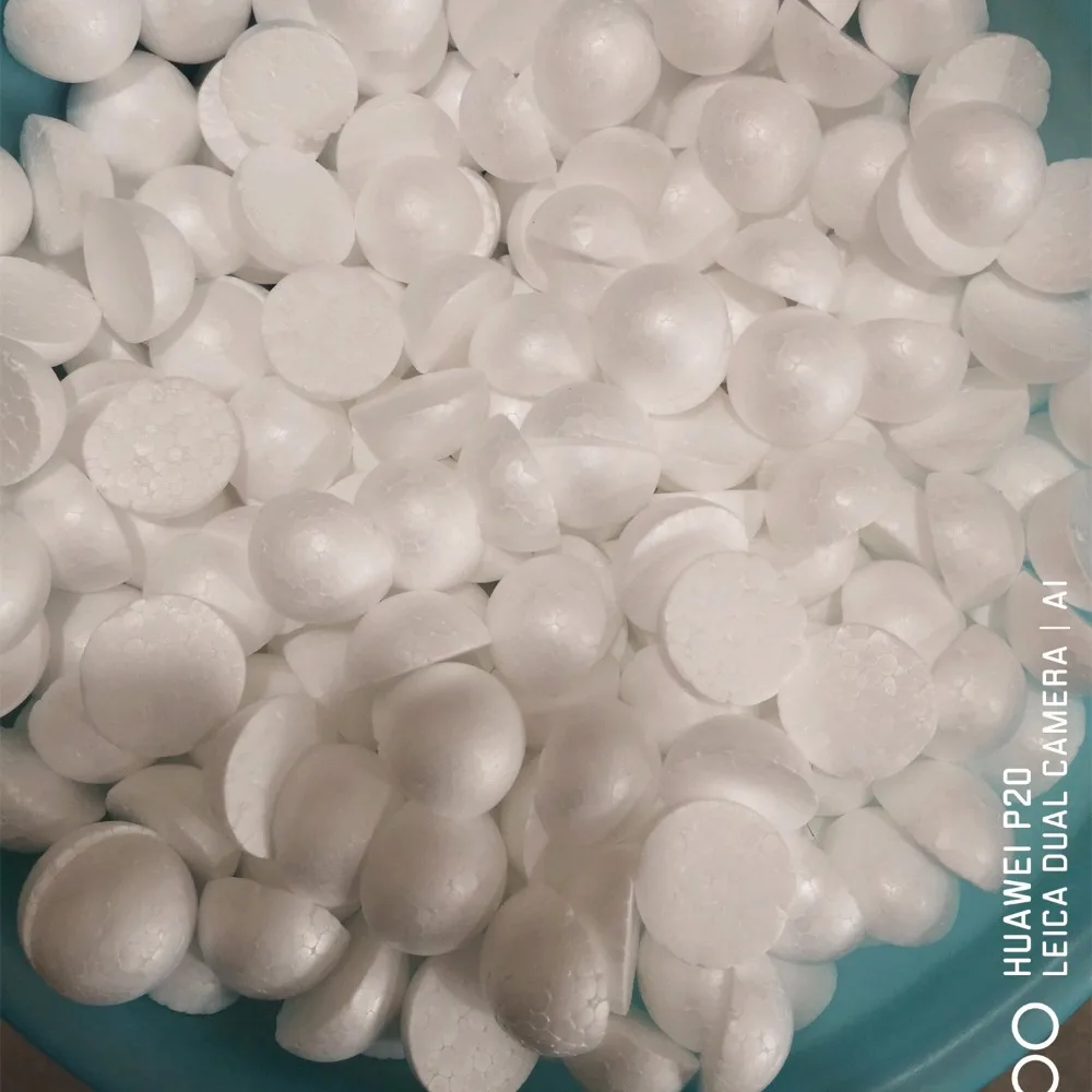 Полукруглые однотонные пенопластовые шарики из полистирола 5 см 150 шт. для