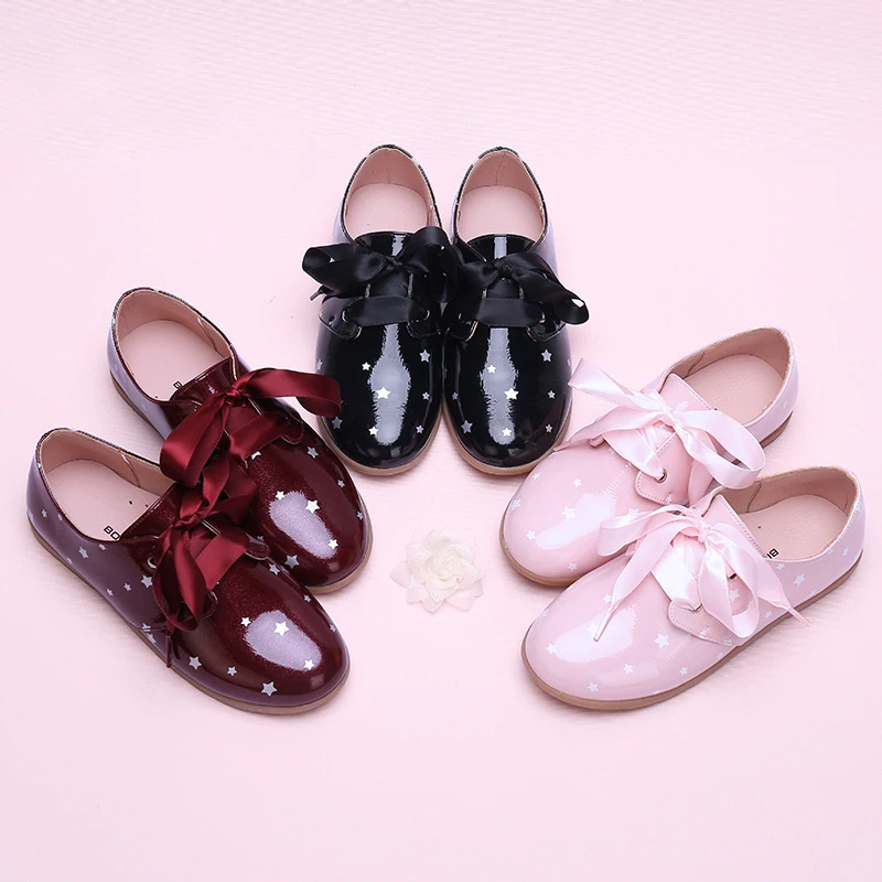 2020 блестящие кожаные оксфорды на шнуровке для девочек униформа в горошек