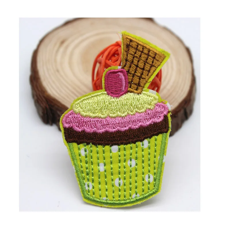 Вышитые патчи утюгом на маленьком торте для одежды Детские Мультяшные