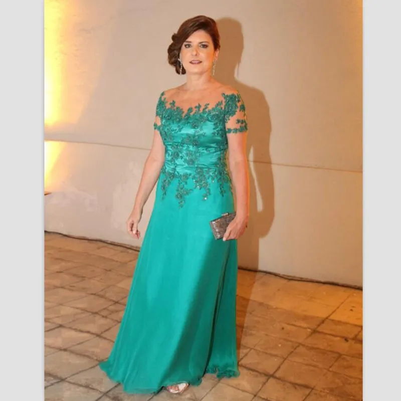 

Mother Of The Bride Dresses Sheer Scoop Neck Short Sleeves Appliques Long Brides Mother Dresses For Weddings Plus Size 2019