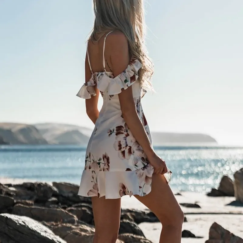 Женское платье с v образным вырезом и принтом на бретельках удобное шифоновое