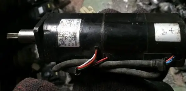 

Servo motor SGM-01A3J22B , Used one , 90% appearance new , 3 months warranty , in stock