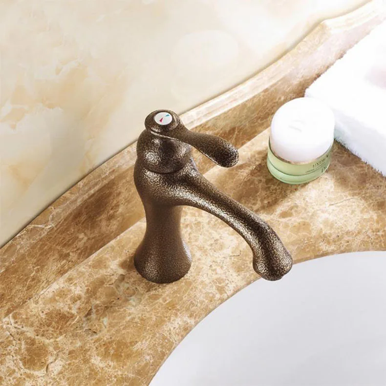 2017 новое поступление модный Римский бронзовый кран для раковины Твердый
