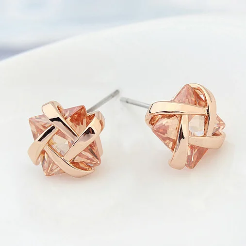 Любовь Крест Ухо Шпильки Ohrringe изысканные ювелирные изделия Bijoux (украшения своими