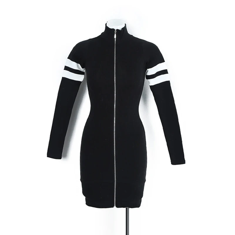 Женское платье в спортивном стиле белое черное лоскутное с длинным рукавом