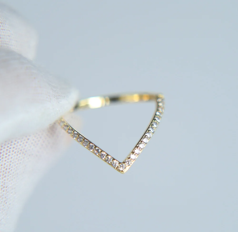 Женское Обручальное кольцо с короной золотистого CZ и блестящим цирконием Anel Feminino