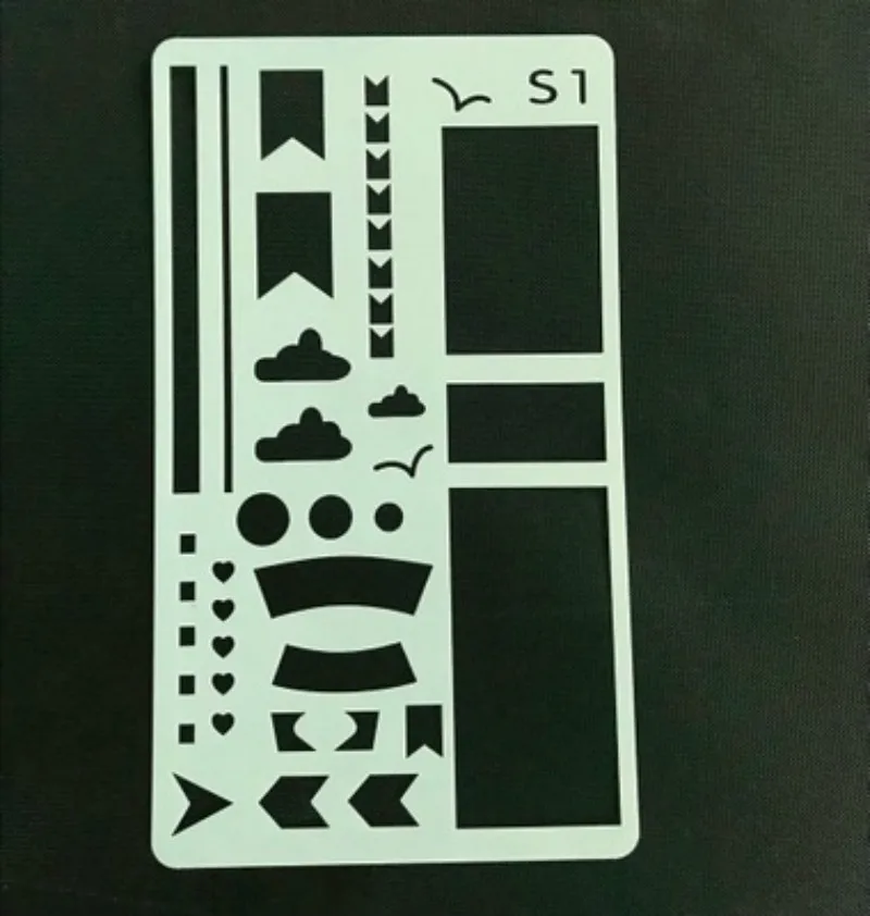 

4pcs/set New Creative DIY Stencils School Supplies Hollow Out Drawing Template For Kids