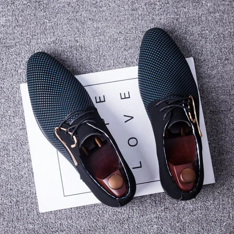 2019 Новый острым Цвет соответствующие рабочие туфли для отдыха на низком каблуке