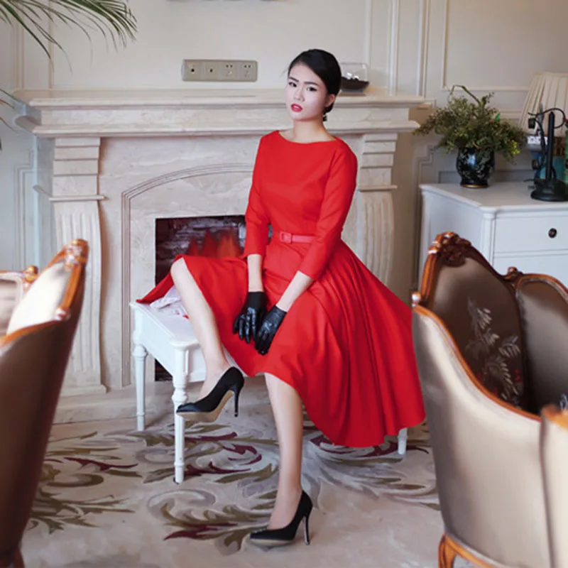 Женское винтажное платье в стиле Одри Хепберн маленькое черное с длинным рукавом