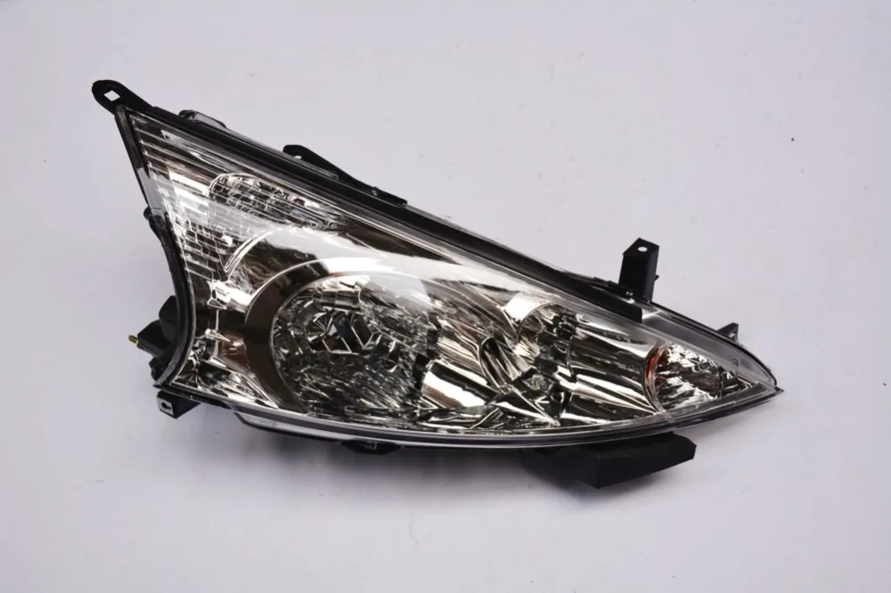 Передняя фара 8301A078 правая сторона для Mitsubishi GRANDIS NA4W 2006 2010|Передние LED-фары авто| |