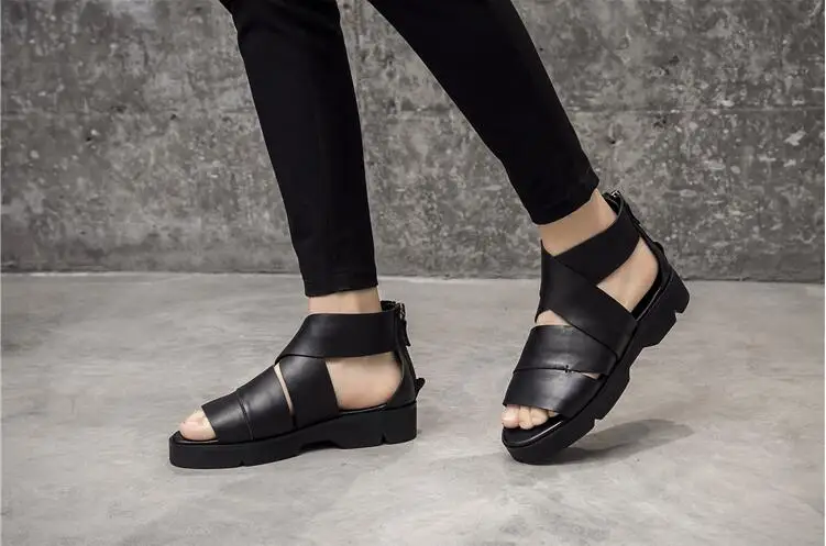 Летние мужские сандалии на плоской подошве обувь из натуральной кожи платформе с