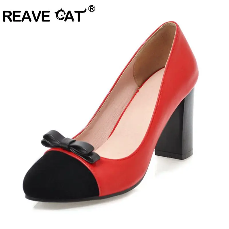 Женские туфли на толстом каблуке REAVE CAT, туфли-лодочки конфетных цветов на высоком блочном каблуке с закрытым носком, красные туфли с бантиком для свадьбы и работы, A394