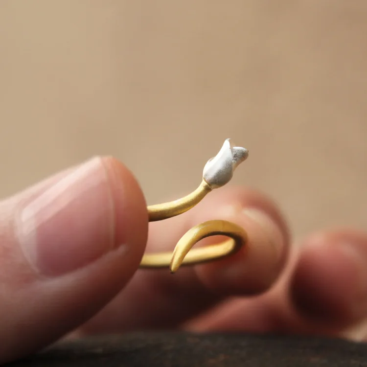 Ромашки простой дизайн настоящий чистый цвет Серебряный цветок розовые бутоны