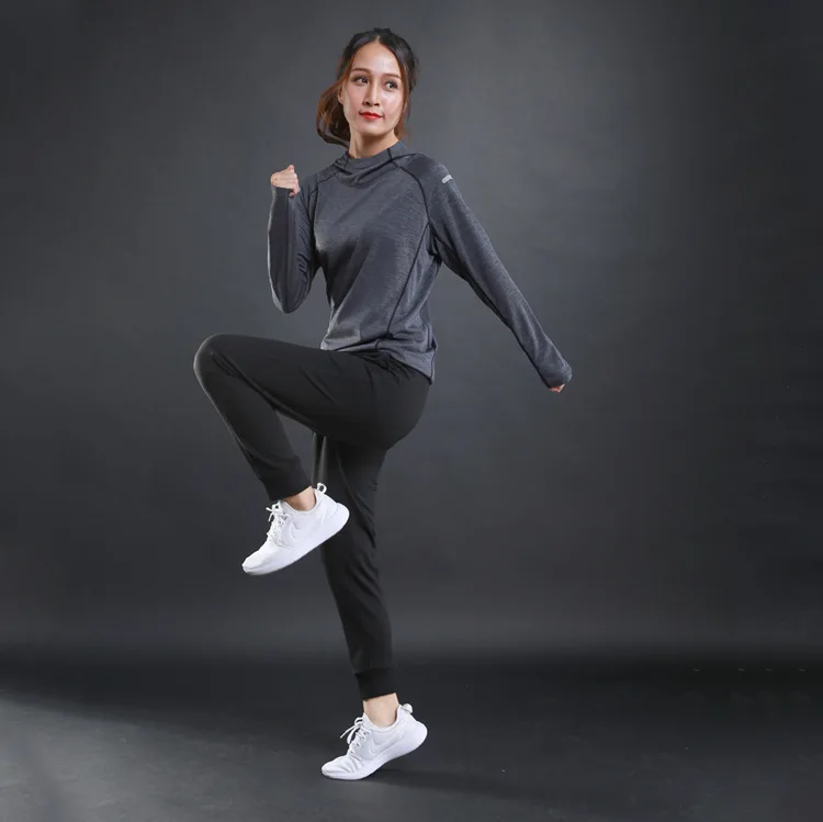 Спортивная одежда для бега женская