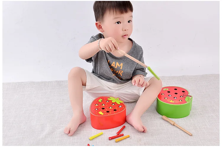 3D Puzzle Baby Wooden Toys Early Childhood Educational Toys Catch Worm Game Color Cognitive Strawberry Grasping Ability funny