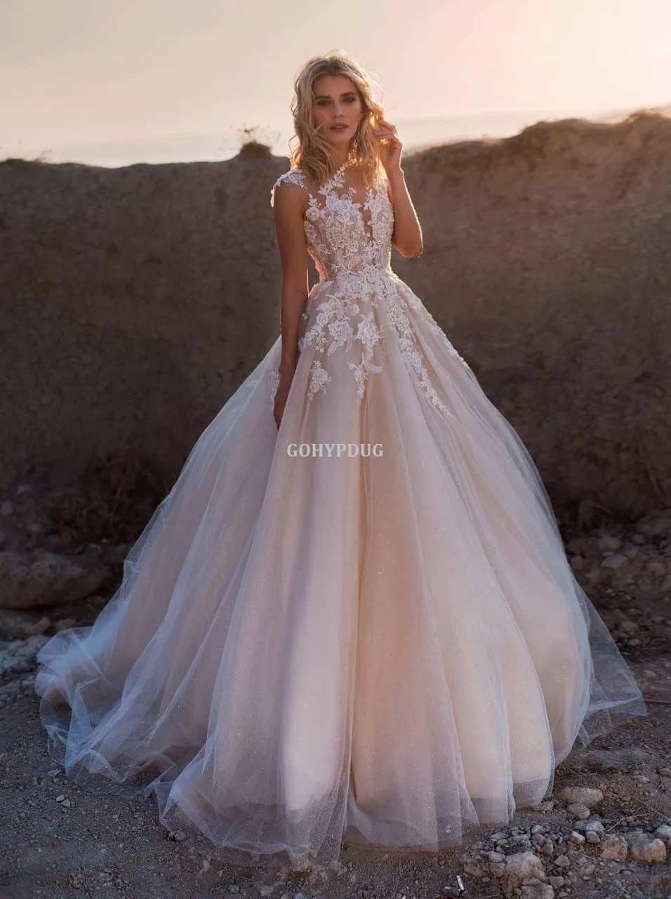 

abiti da sposa 2019 Scoop Lace Applique A Line Wedding Dresses Sleeveless Tulle Boho Bridal Gown vestido de noiva