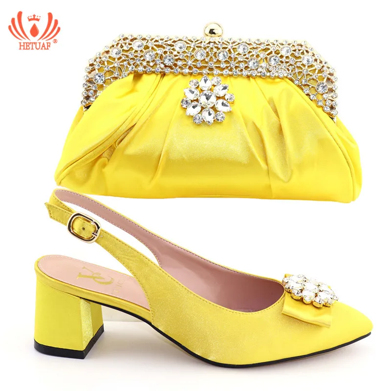 2019 г. модные летние туфли желтого цвета украшенные стразами удобные на каблуке и