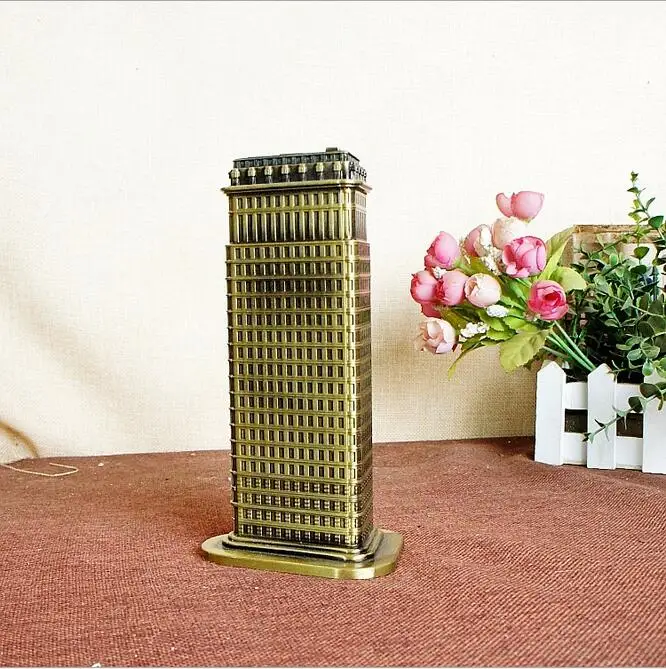 Известная знаковая металлическая модель Нью Йорк Flatiron здание архитектурное