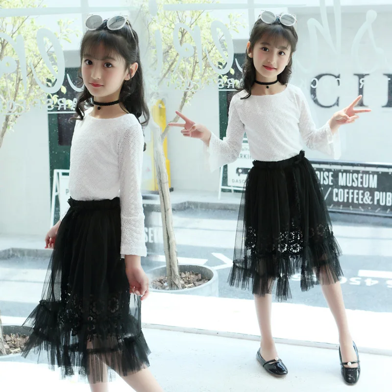 Комплекты осенней одежды для девочек однотонные белые и черные комплекты