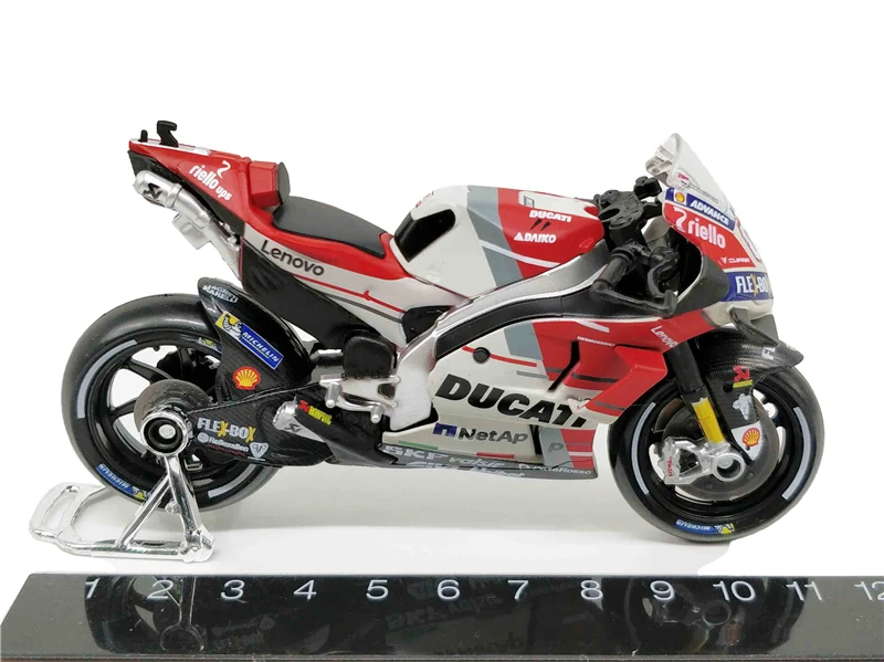 Maisto 1:18 Ducati Desmosedici#04 Andrea Dovizioso Racing Diecast Motorcycle