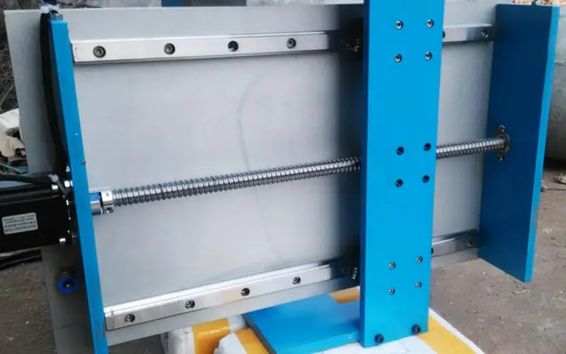 4 оси 2.2KW CNC 6040 линейная направляющая фрезерный станок с ЧПУ гравировальный