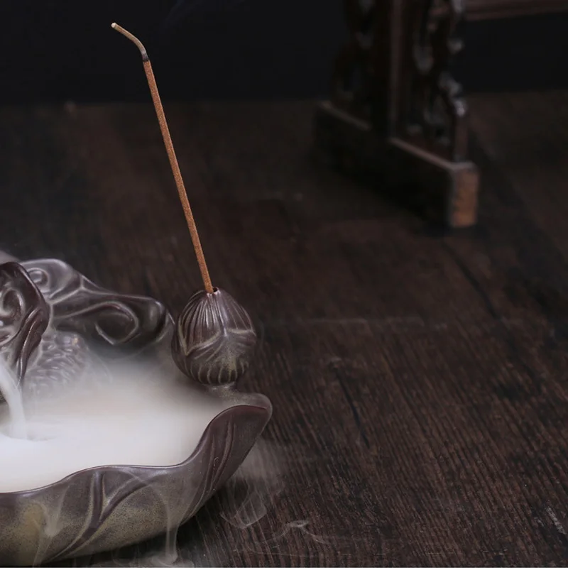 Керамическая горелка для благовоний в виде дракона дыма похожая на потоковую