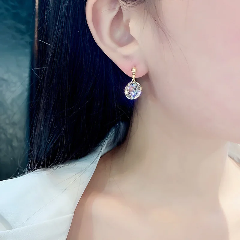 Модные серьги в форме капли воды большие циркониевые серьги-гвоздики с камнем