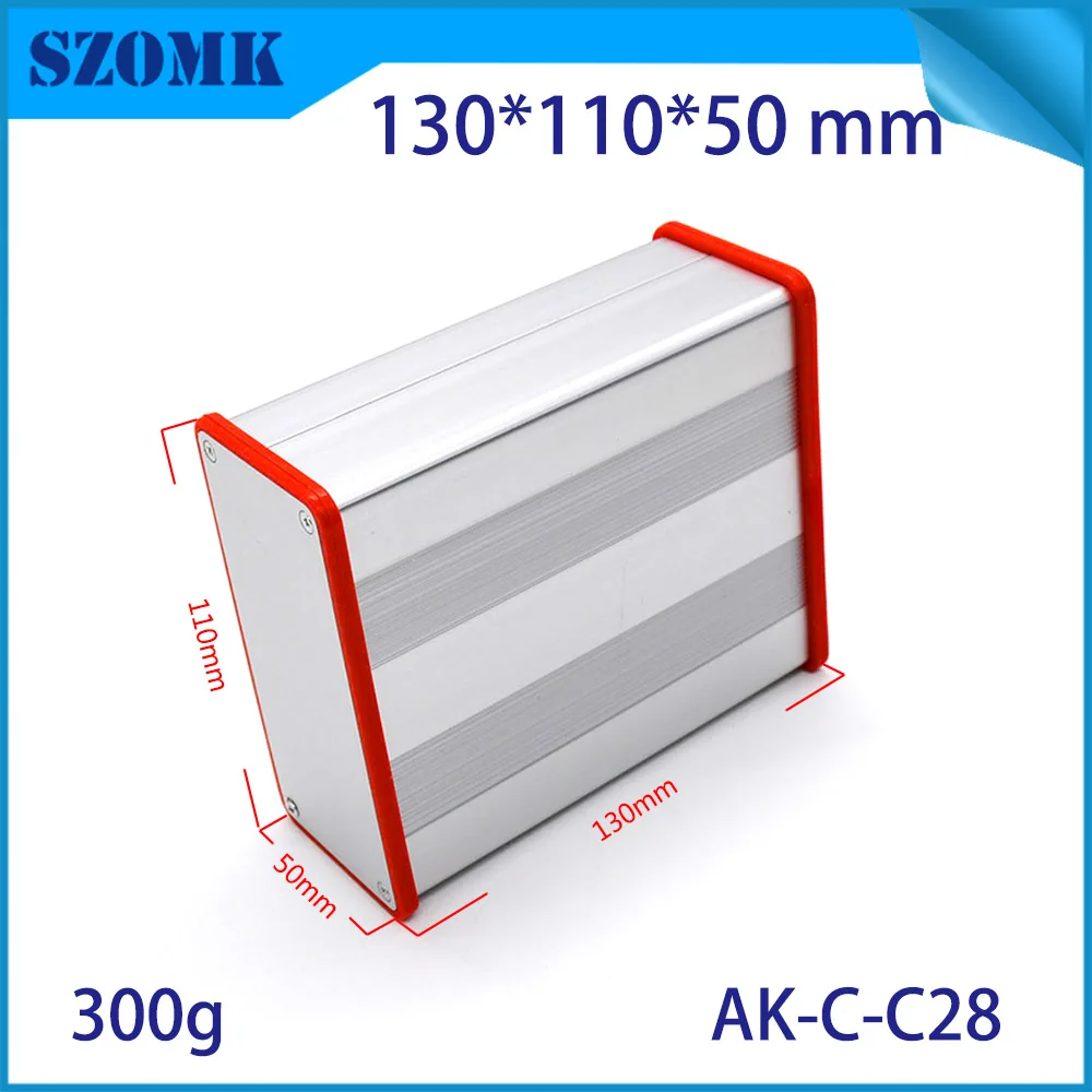 1 шт. SZOMK 50x110x130 мм Diy металлическая коробка для выключателя Электроника Черные