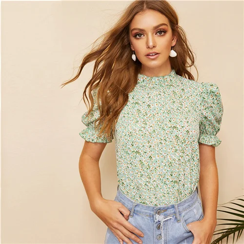 Зеленый SHEIN Boho Green Ditsy Цветочные жабо шеи с пышными рукавами Топ Замочная скважина Сзади блузка женские летние элегантные офисные женские топы и блузки - Цвет: Зеленый