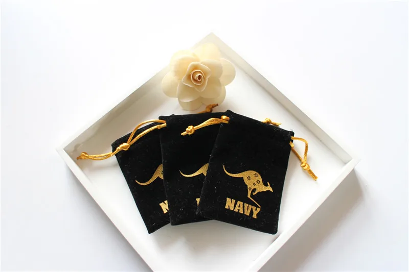 Бархатная сумка с золотым логотипом бархатные подарочные сумочки бархатная для