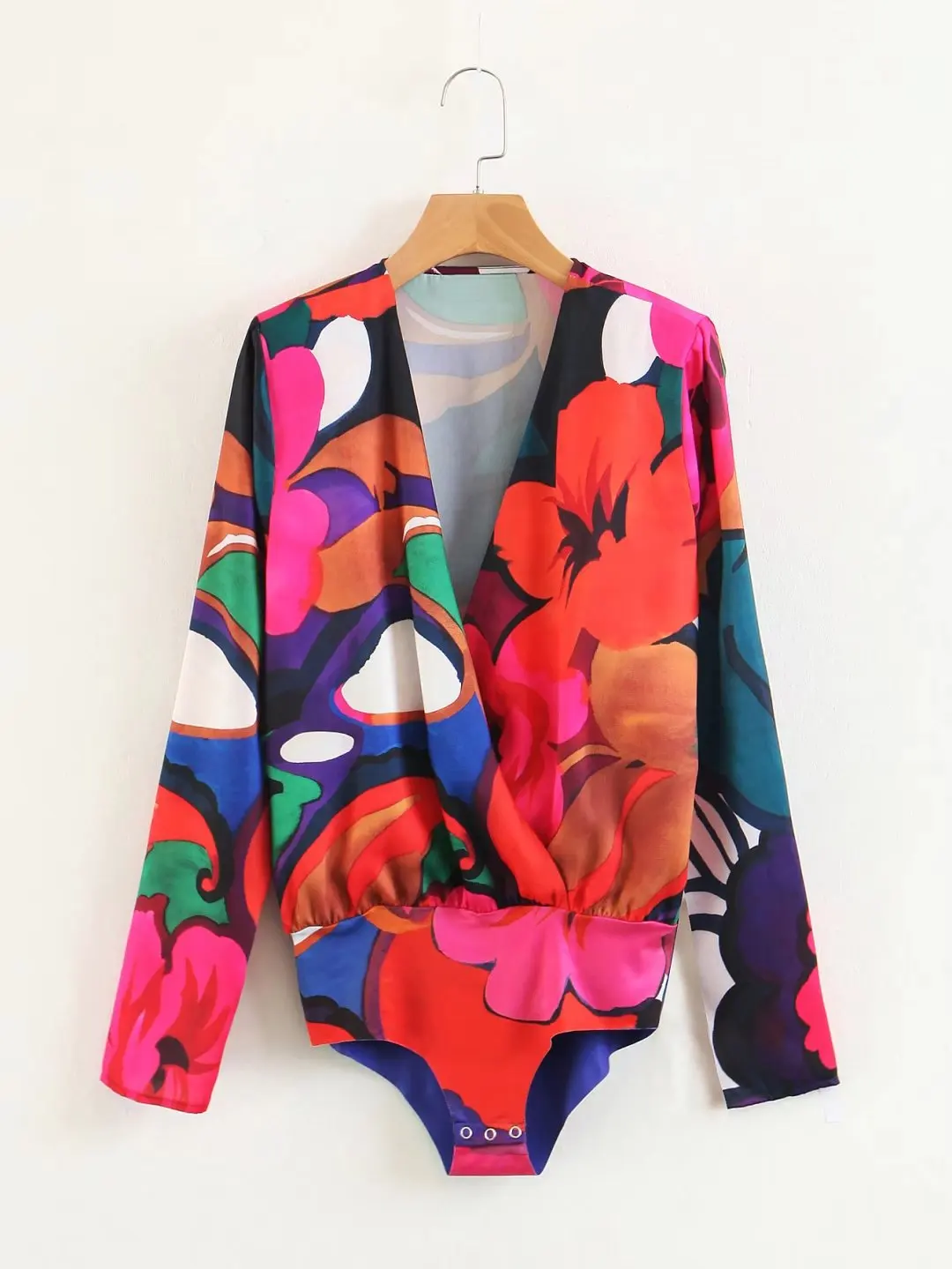 Женское боди с цветочным принтом V образным вырезом и длинным