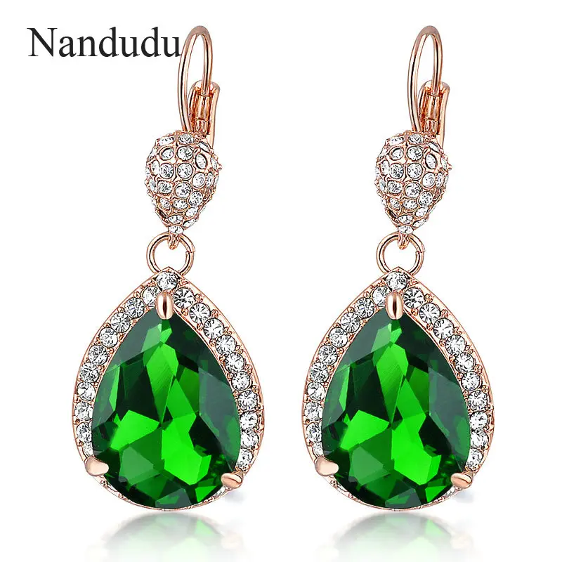 Nandudu классические серьги в форме капли с зеленым австрийским кристаллом модные