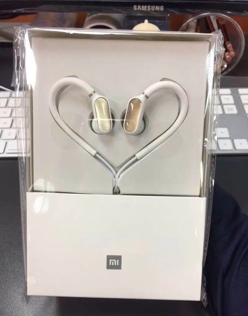 White with box Новые оригинальные Xiaomi mi спортивные Bluetooth наушники mi ni версии Беспроводные наушники с микрофоном водонепроницаемые Bluetooth 4,1 наушники - Цвет: White with box