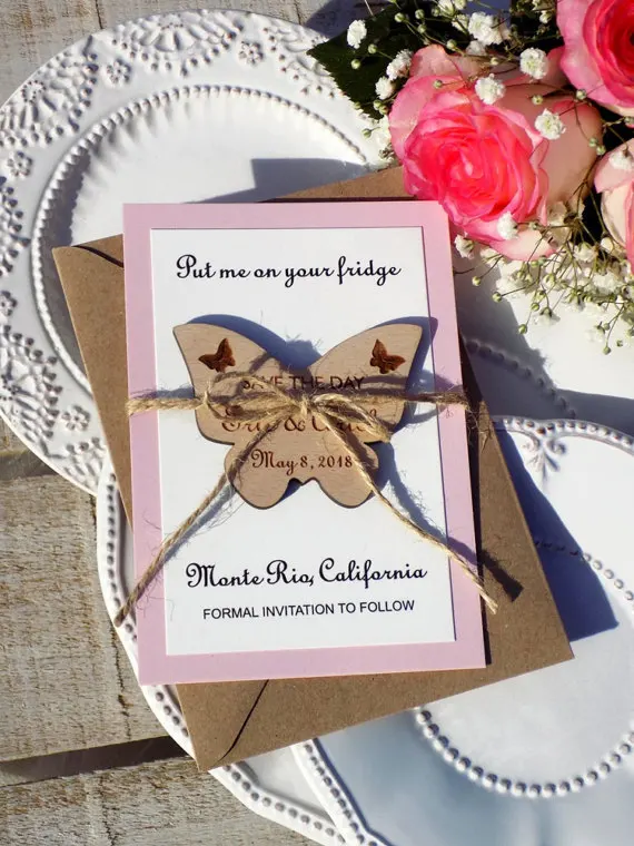 Свадебные пригласительные открытки на заказ с гравировкой бабочки в деревенском