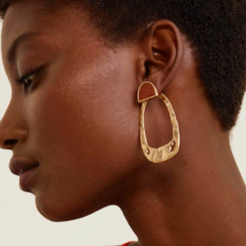 

QiHit ZA New Design Alloy High Quality Dangle Earring For Woman Stylish Simplicity Big Earrings Dangle Earring Glamour Jewelry