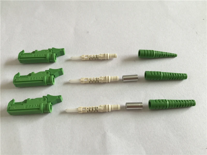 100pcs E2000 fiber connector kit with ferrule(1.0mm) UPC APC made in China ftth accessories with metal shutter  factory ELINK