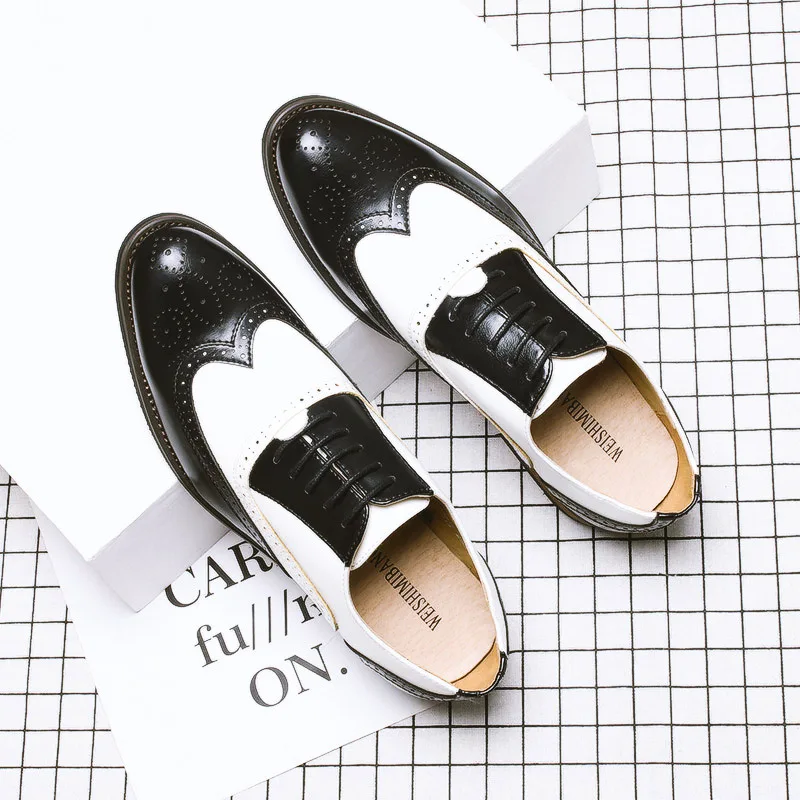 2019 Mens Carved Oxfords Vintage Flats Shoes soft Leather Black White Formal Italian Craftwork Spectator | Обувь