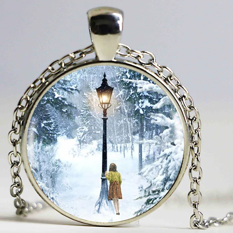 Женское ожерелье с подвеской Лев серебряного цвета|silver necklace|necklaces for womenchronicles of