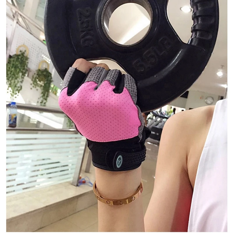 Спортивные перчатки для бодибилдинга мужчин и женщин с полупальцами силиконовые